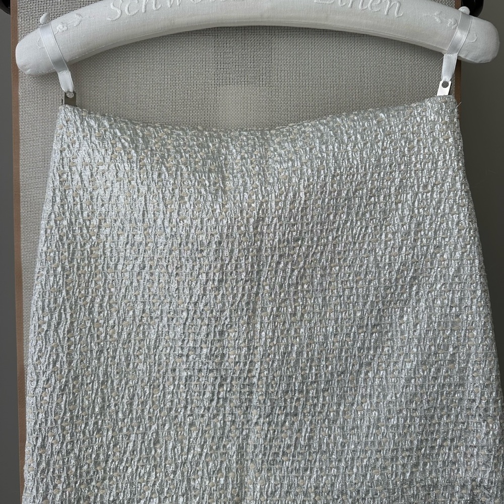 Alice and Olivia Stylish Whitish Silver Textured Women's Skirt